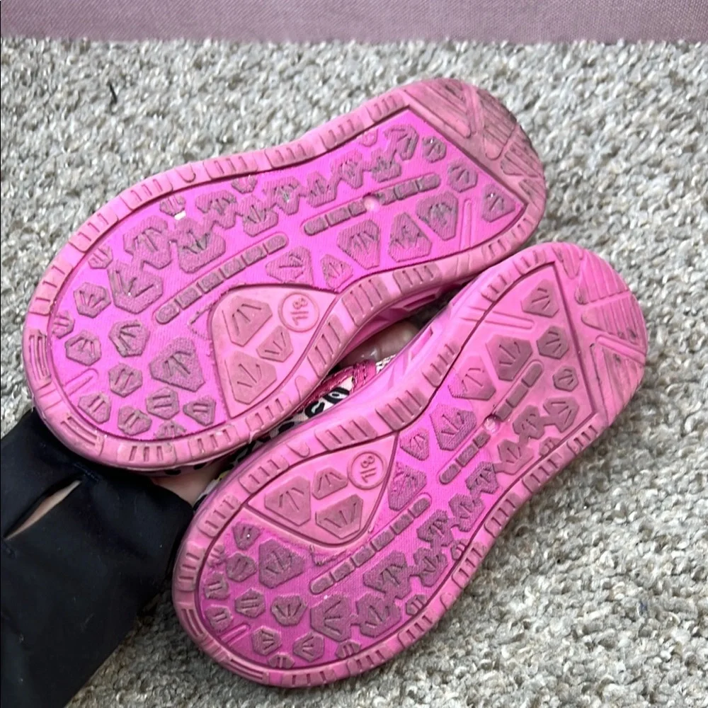 Disney Minnie Mouse Pink Kids Water Shoes